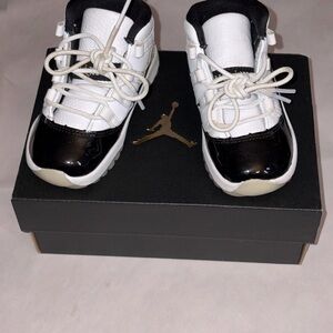 Jordan Kids White and Black Low-Top Sneakers